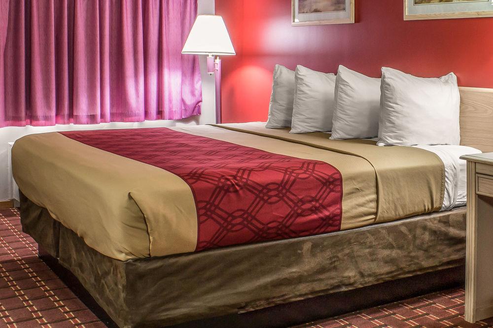 Spencer Inn & Suites المظهر الخارجي الصورة