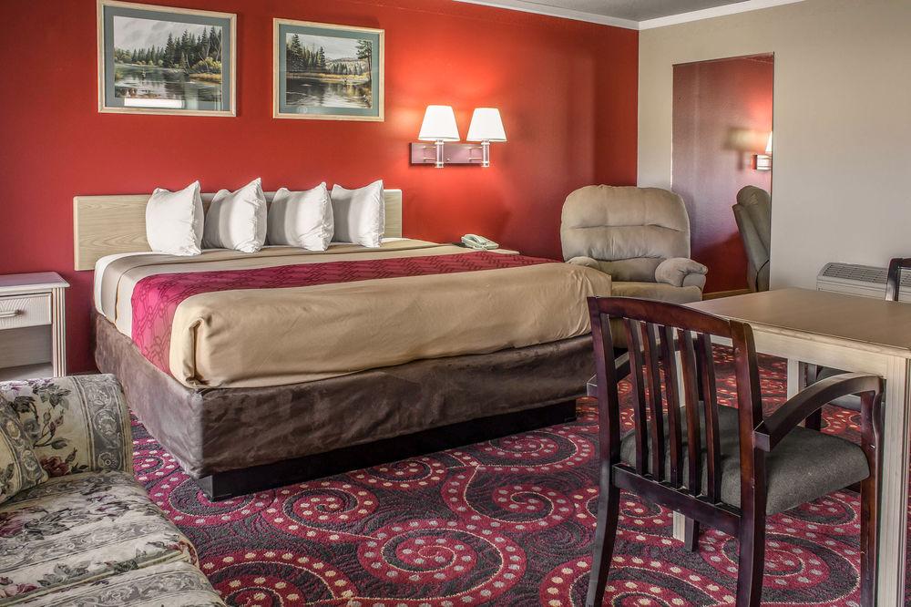 Spencer Inn & Suites المظهر الخارجي الصورة