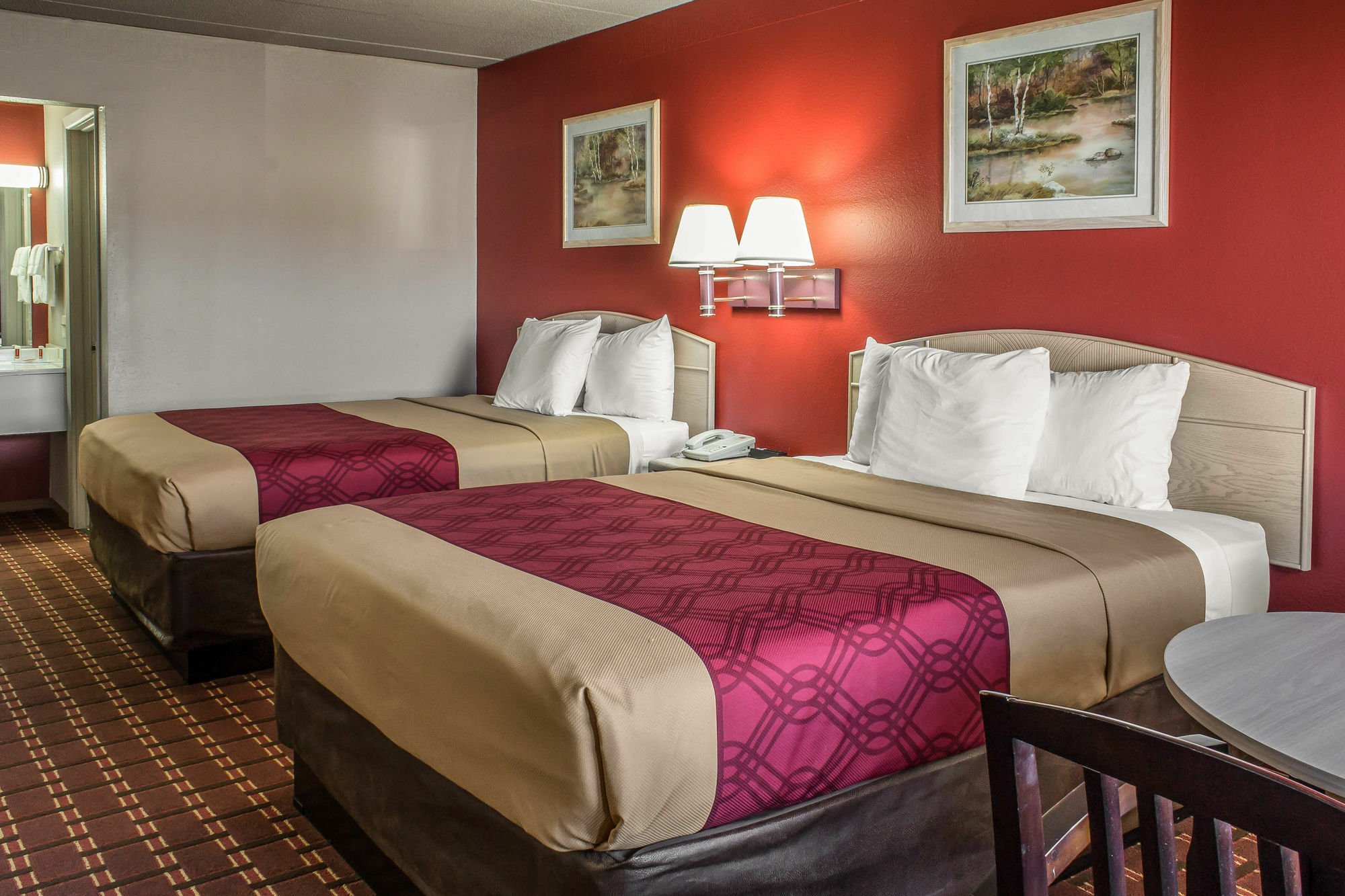 Spencer Inn & Suites المظهر الخارجي الصورة