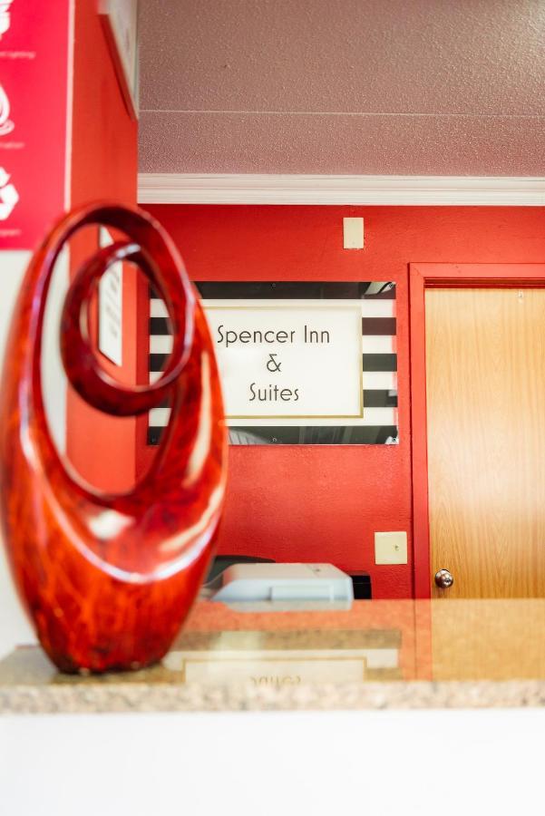 Spencer Inn & Suites المظهر الخارجي الصورة