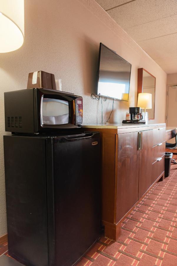 Spencer Inn & Suites المظهر الخارجي الصورة
